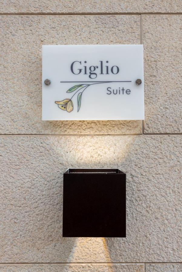 Lovely Rooms - Guest House Suites Triggiano Eksteriør billede