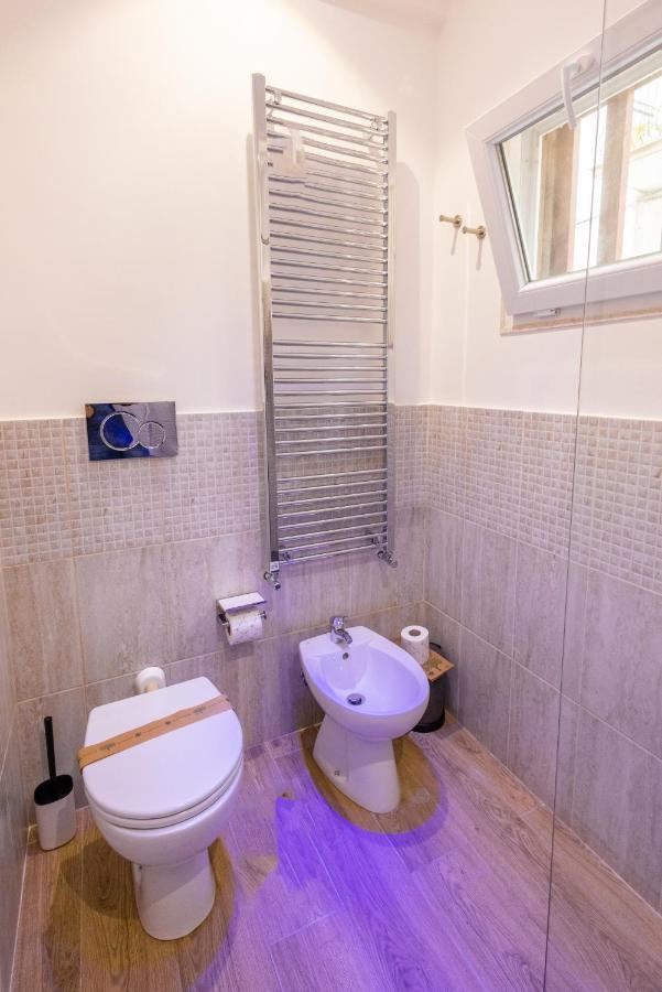 Lovely Rooms - Guest House Suites Triggiano Eksteriør billede